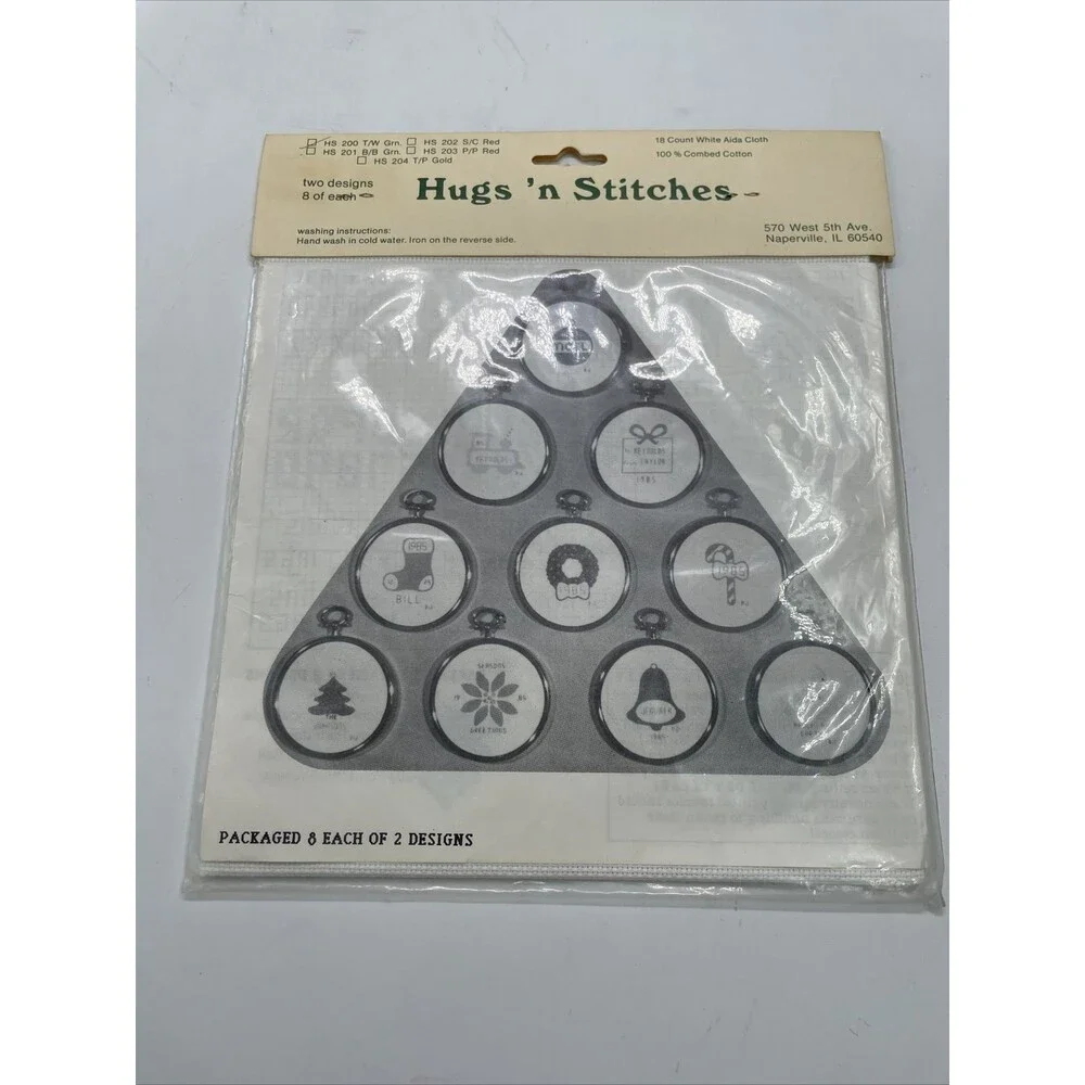Hugs 'n Stitches Christmas Cross Stitch Pattern Ornaments Pillows Jar Tops NOS